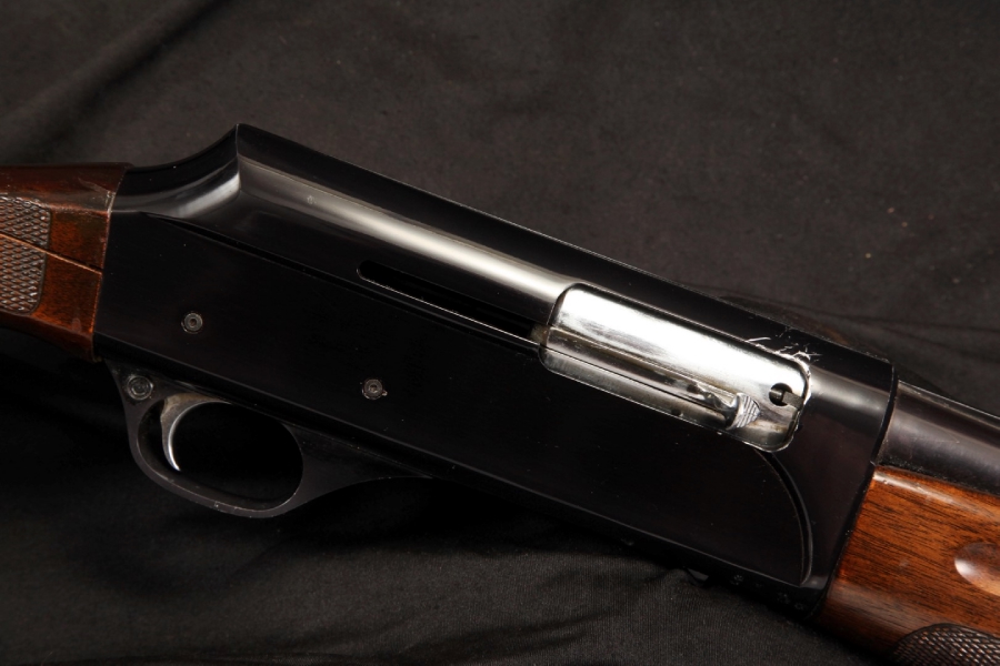 Universal AutoWing ModelM 2071 12 Ga Gauge Semi Auto SemiAutomatic